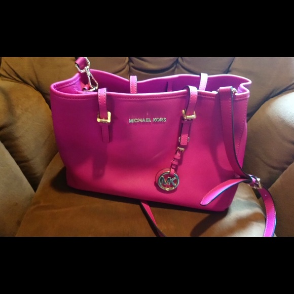Pink Micheal Kors Purse - Picture 1 of 4